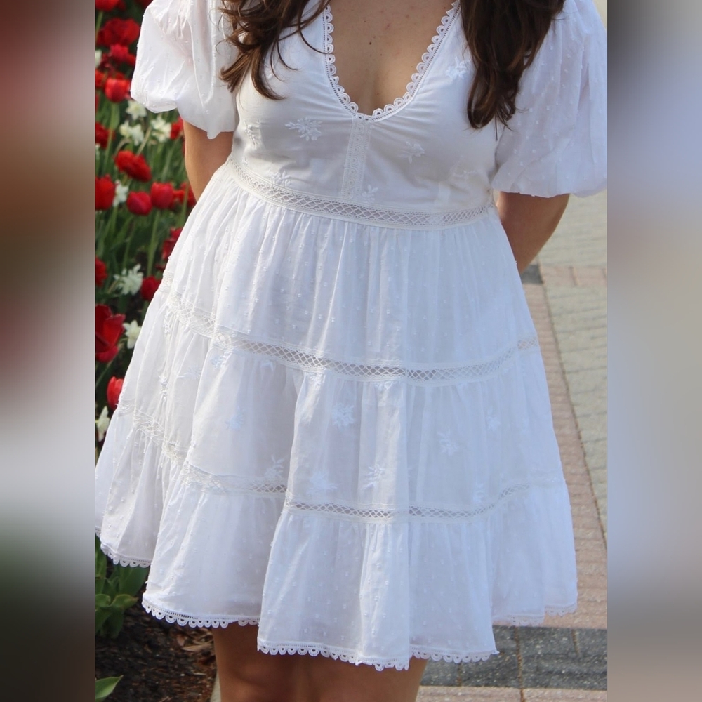 Abercrombie & Fitch White Eyelet and Lace Dress